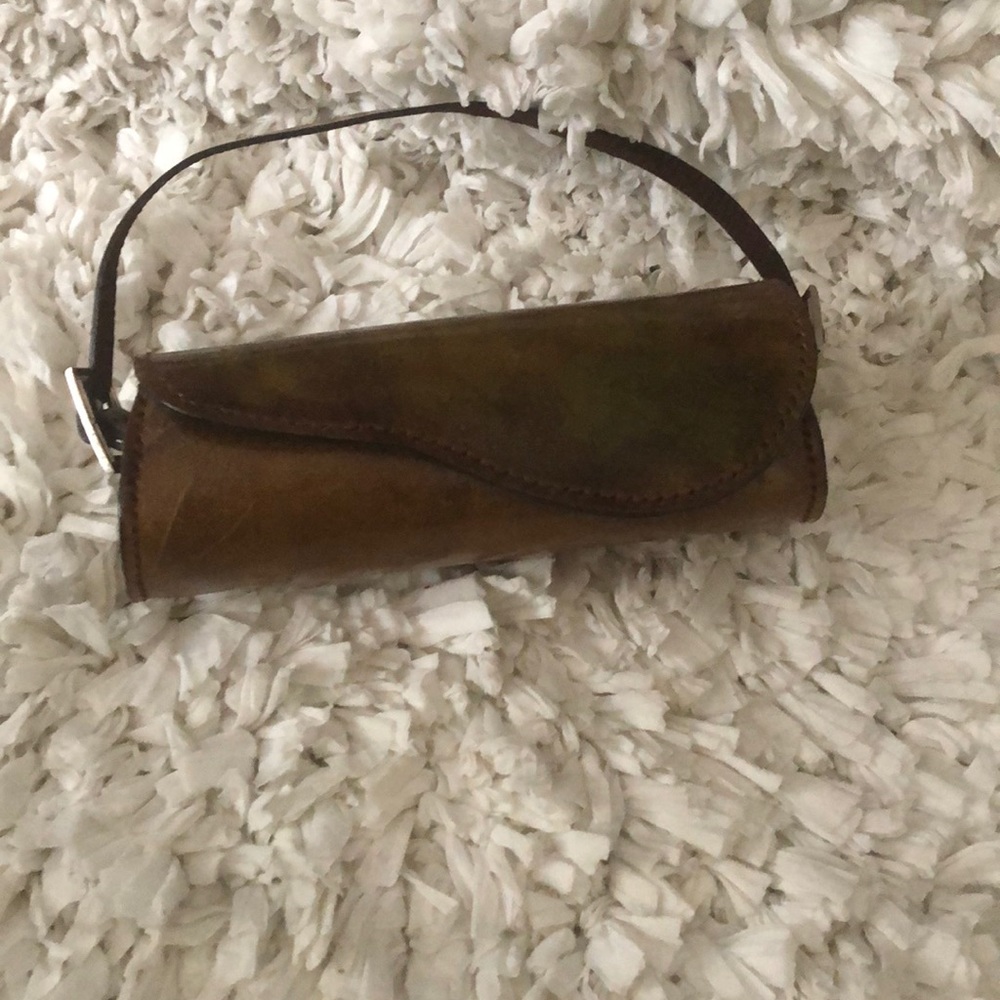 Little olive green brown purse.  Carried x2.